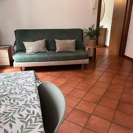 Apartment- Center And View شقة